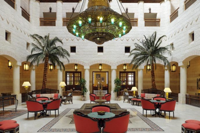 lobby-lounge-at-movenpick-petra